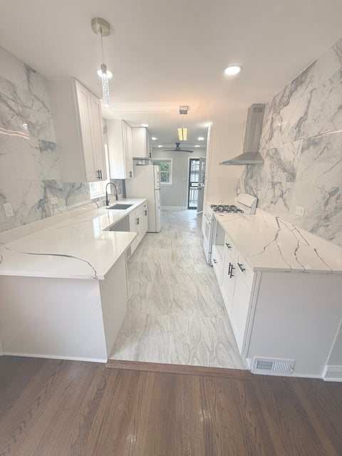 Tiny photo for 8926 S Paxton Avenue, Chicago, IL 60617 (MLS # 12752355)