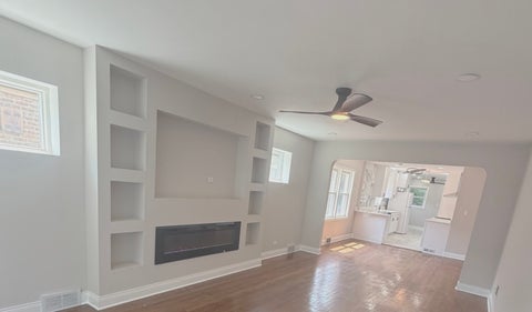 Tiny photo for 8926 S Paxton Avenue, Chicago, IL 60617 (MLS # 12752355)