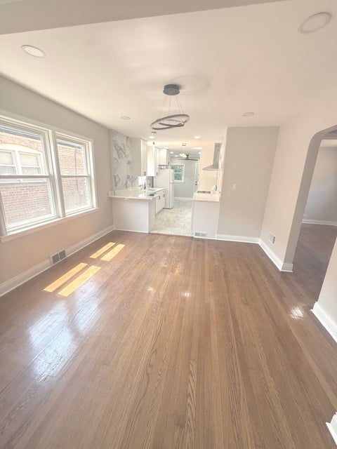 Tiny photo for 8926 S Paxton Avenue, Chicago, IL 60617 (MLS # 12752355)