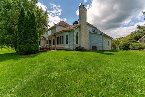 Tiny photo for 926 Edgewood Drive, Sugar Grove, IL 60554 (MLS # 12738453)