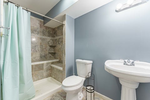 Tiny photo for 926 Edgewood Drive, Sugar Grove, IL 60554 (MLS # 12738453)