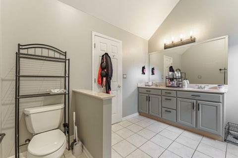 Tiny photo for 926 Edgewood Drive, Sugar Grove, IL 60554 (MLS # 12738453)