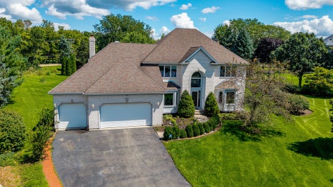 Photo of 926 Edgewood Drive, Sugar Grove, IL 60554 (MLS # 12738453)