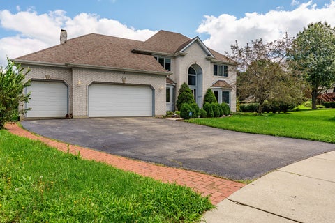 Tiny photo for 926 Edgewood Drive, Sugar Grove, IL 60554 (MLS # 12738453)
