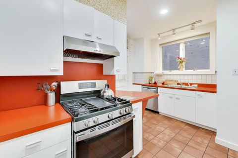 Tiny photo for 5750 S Kenwood Avenue #1N, Chicago, IL 60637 (MLS # 12579324)