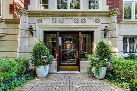 Photo of 5750 S Kenwood Avenue #1N, Chicago, IL 60637 (MLS # 12579324)