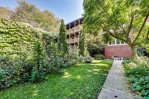 Tiny photo for 5750 S Kenwood Avenue #1N, Chicago, IL 60637 (MLS # 12579324)