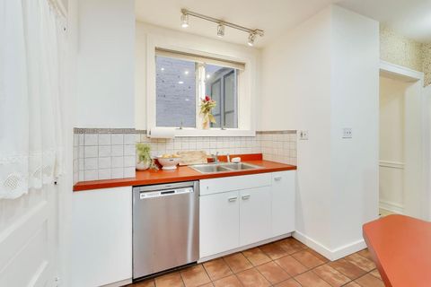 Tiny photo for 5750 S Kenwood Avenue #1N, Chicago, IL 60637 (MLS # 12579324)