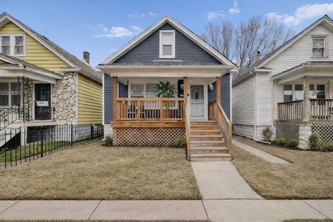 Photo of 8224 S Saginaw Avenue, Chicago, IL 60617 (MLS # 12585651)