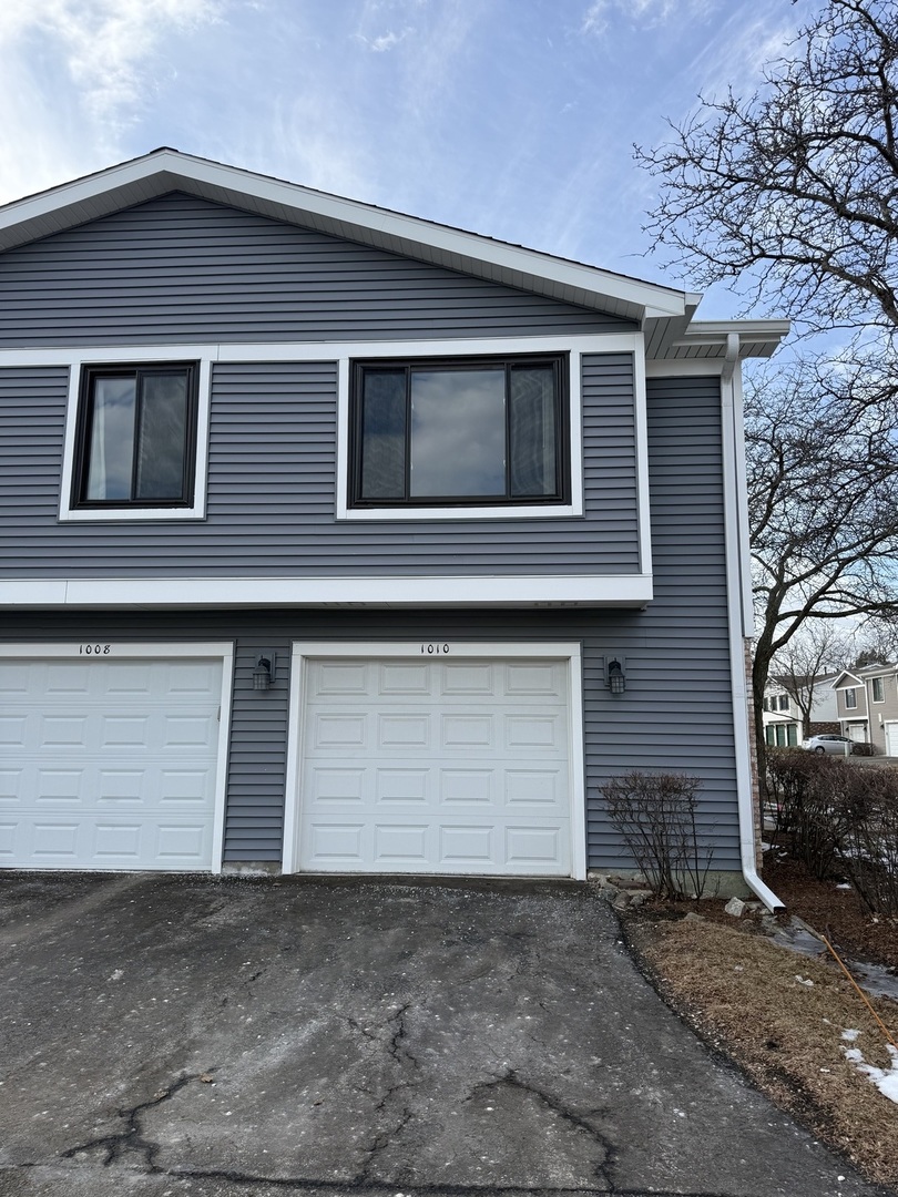 1010 Hayes Court 1010