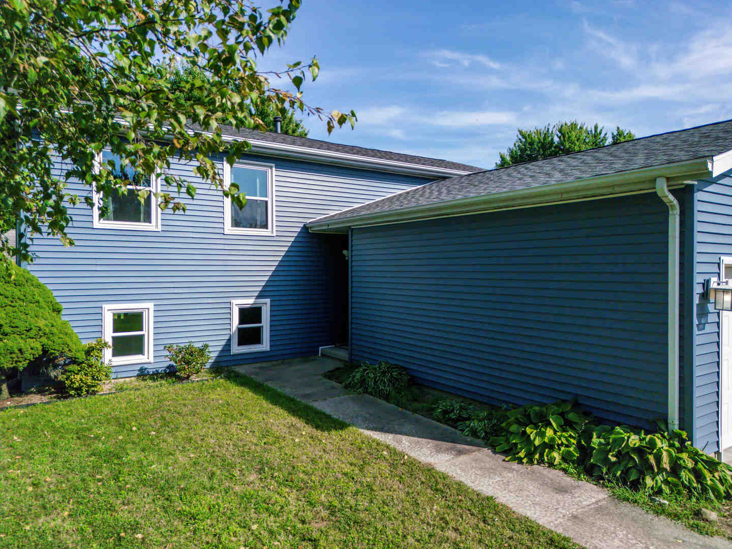 2724 Rocksbury Drive