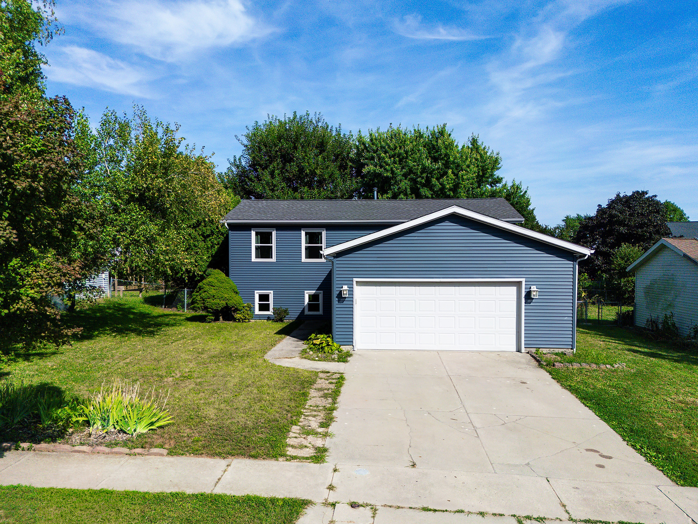 2724 Rocksbury Drive