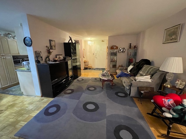 7141 N Kedzie Avenue 110