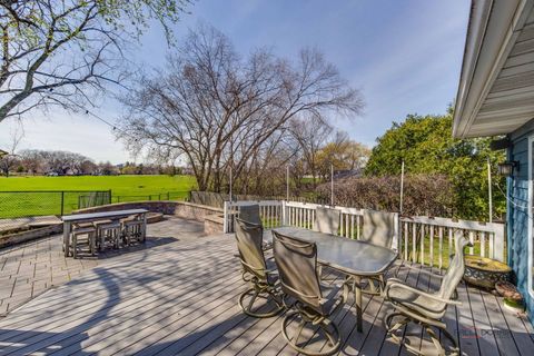 Tiny photo for 2326 W Weathersfield Way, Schaumburg, IL 60193 (MLS # 12614584)