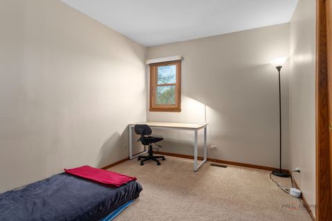 Tiny photo for 2326 W Weathersfield Way, Schaumburg, IL 60193 (MLS # 12614584)