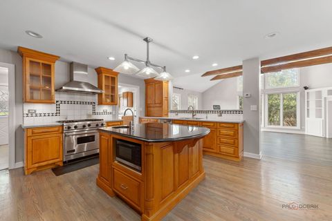 Tiny photo for 2326 W Weathersfield Way, Schaumburg, IL 60193 (MLS # 12614584)