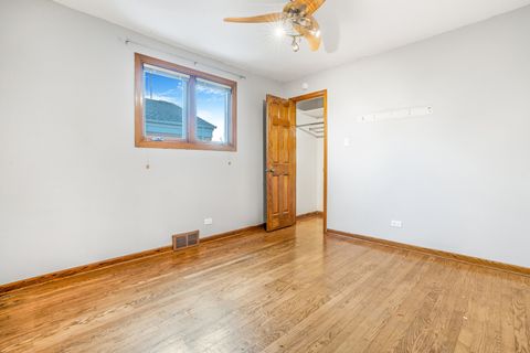 Tiny photo for 7801 Melvina Avenue, Burbank, IL 60459 (MLS # 12517130)