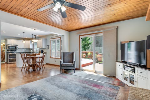 Tiny photo for 125 N Pleasant Road, Lake Zurich, IL 60047 (MLS # 12730852)
