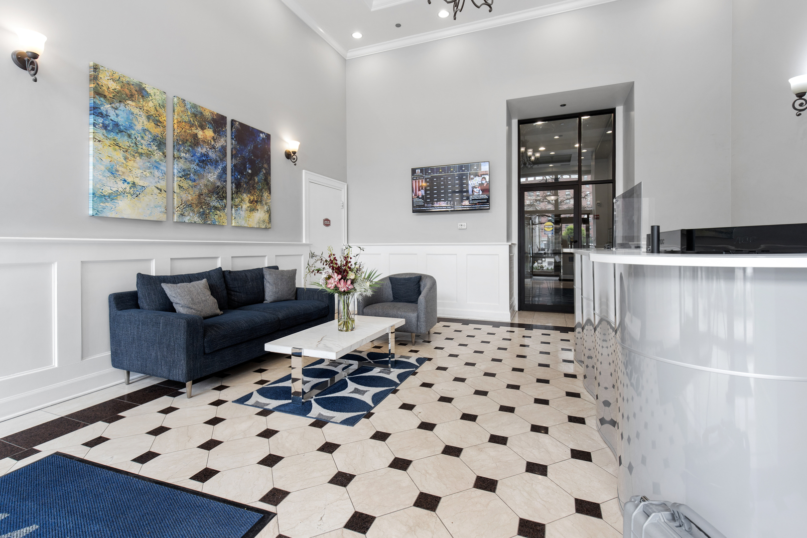 1464 S Michigan Avenue 404