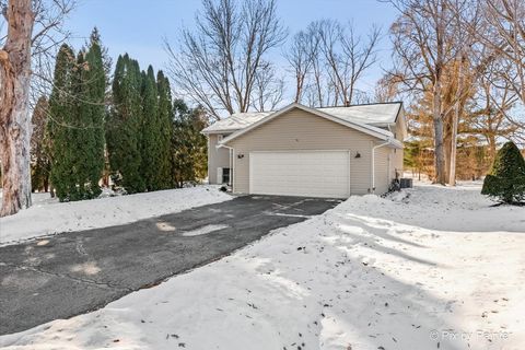 Tiny photo for 117 SW BENEDICT Drive, Poplar Grove, IL 61065 (MLS # 12535729)