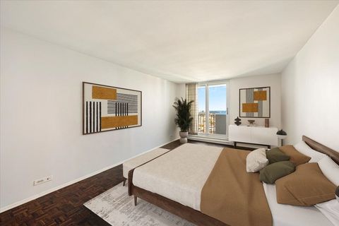 Tiny photo for 6033 N Sheridan Road #43H, Chicago, IL 60660 (MLS # 12523906)