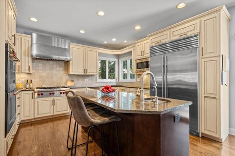Tiny photo for 1009 Central Avenue, Deerfield, IL 60015 (MLS # 12436701)