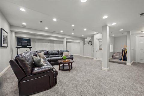 Tiny photo for 1009 Central Avenue, Deerfield, IL 60015 (MLS # 12436701)