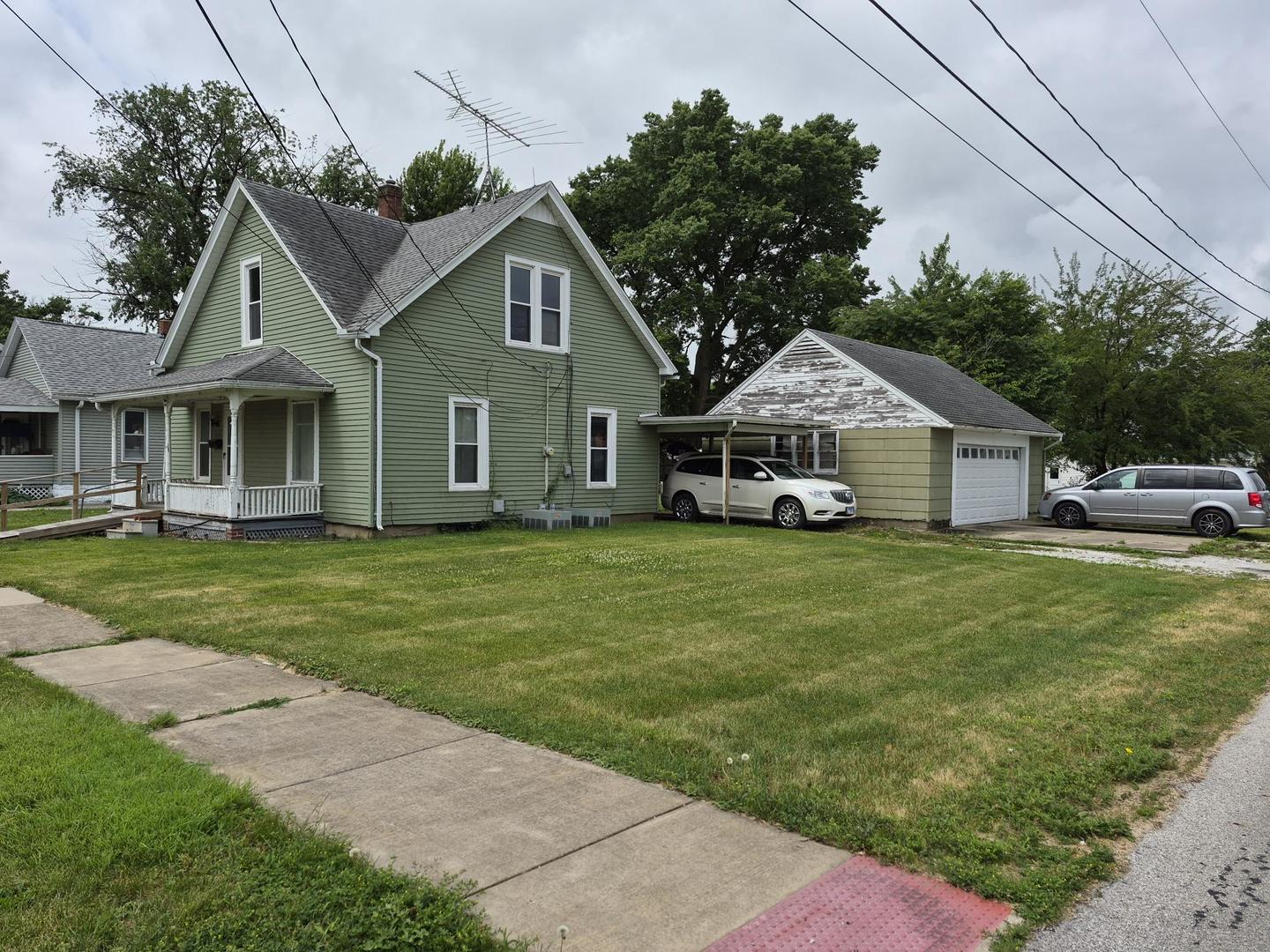 622 N D Street