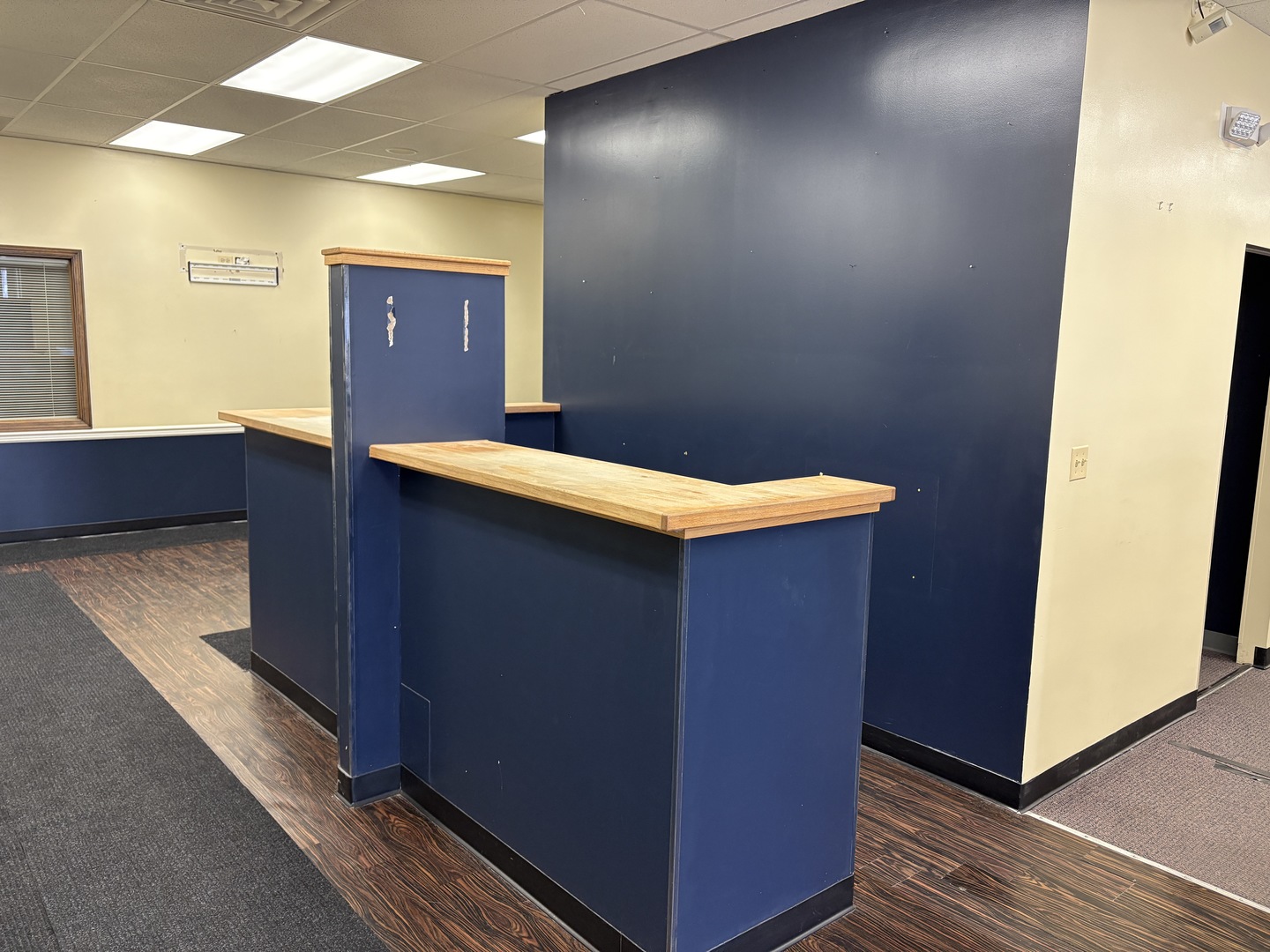 300 N Milwaukee Avenue LM