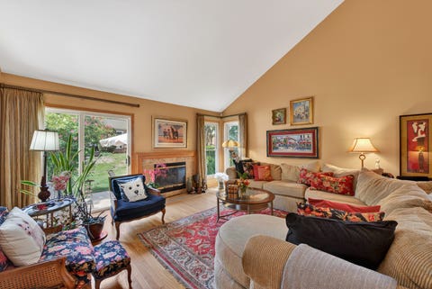 Tiny photo for 1507 Acorn Court, Wheeling, IL 60090 (MLS # 12659123)