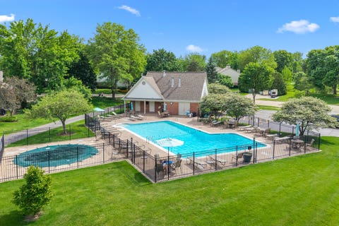 Tiny photo for 1507 Acorn Court, Wheeling, IL 60090 (MLS # 12659123)