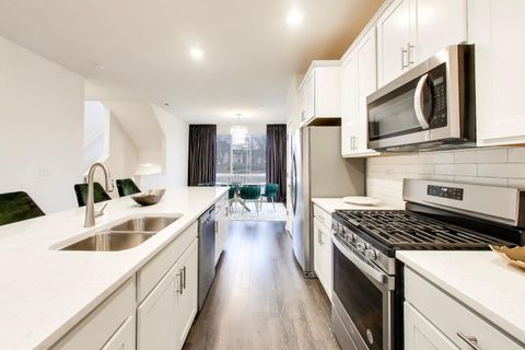 Tiny photo for 1296 Quadrant Lane, Schaumburg, IL 60173 (MLS # 12596028)