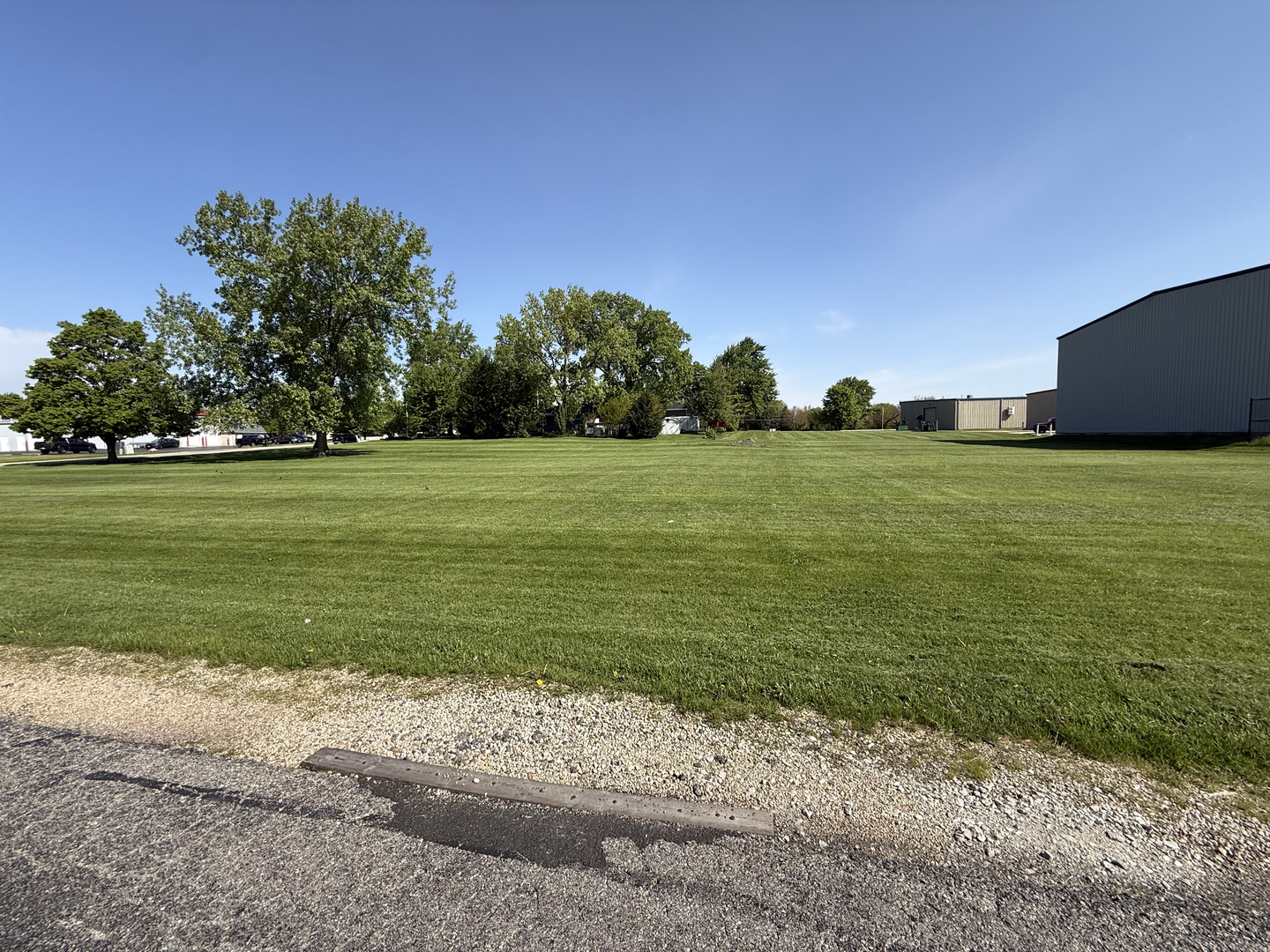 25501 W Wolfs Crossing Road