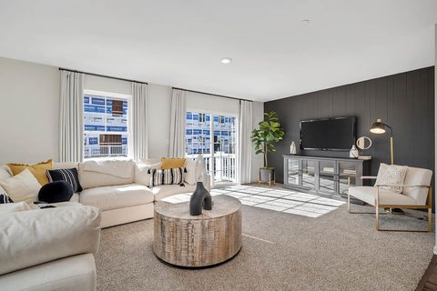 Tiny photo for 437 lakeshore Court, St. Charles, IL 60174 (MLS # 12531907)