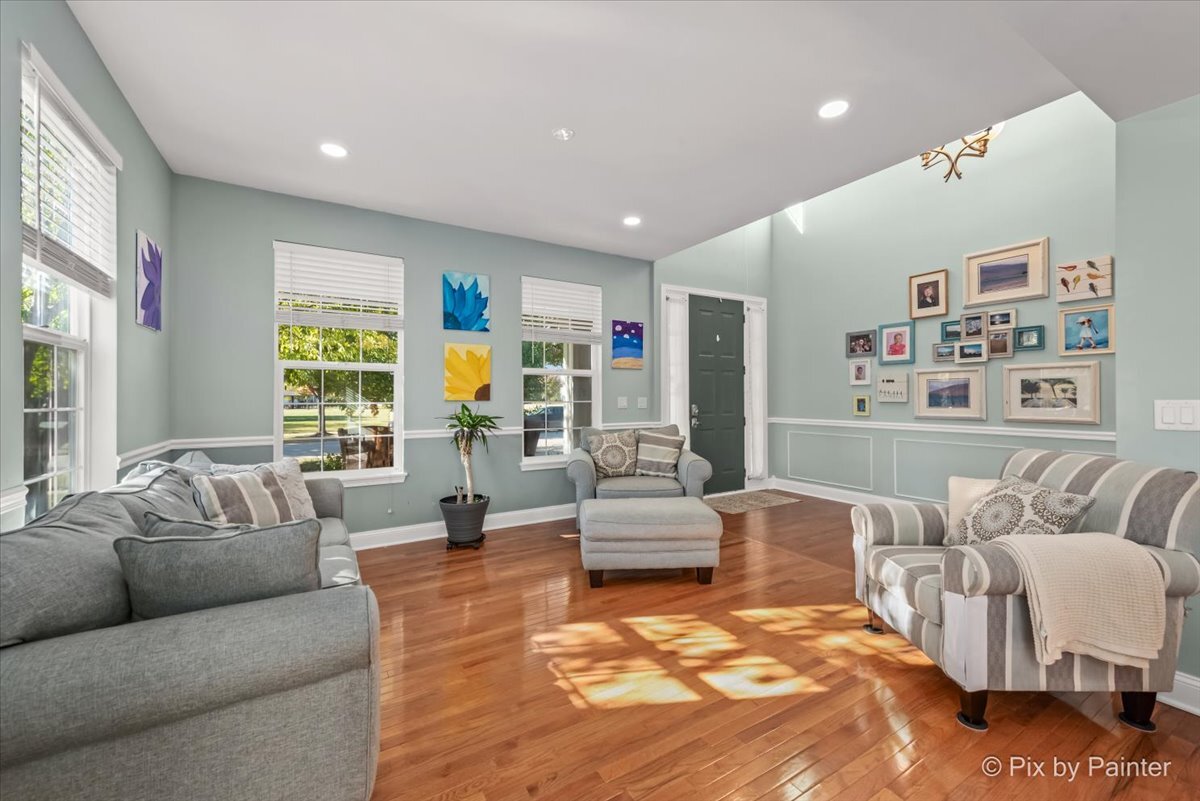 10392 Hunter Trail