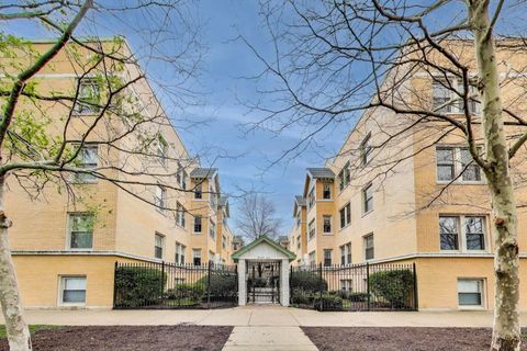 3143 W Palmer Boulevard 1 Chicago IL 60647