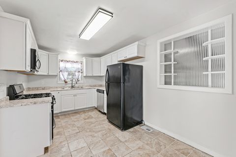 Tiny photo for 302 Flora Drive, Champaign, IL 61821 (MLS # 12515435)