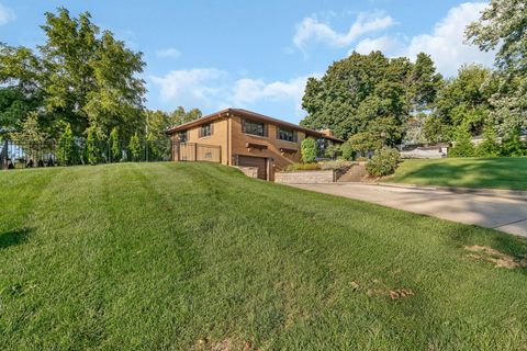 Tiny photo for 206 DAGGETT Avenue, Lockport, IL 60441 (MLS # 12466516)