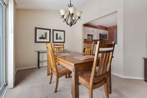 Tiny photo for 1600 Brittany Court #C2, Wheeling, IL 60090 (MLS # 12527031)