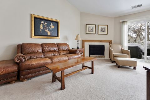 Tiny photo for 1600 Brittany Court #C2, Wheeling, IL 60090 (MLS # 12527031)