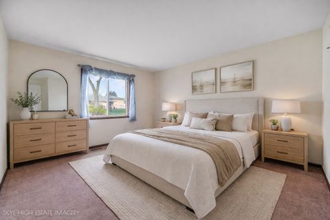 Tiny photo for 1241 S Williams Street #40-1, Westmont, IL 60559 (MLS # 12621593)