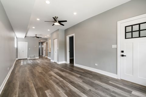 4624 N Springfield Avenue 2 Chicago IL 60625