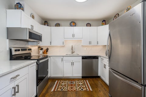 Tiny photo for 990 N Lake Shore Drive #19B, Chicago, IL 60611 (MLS # 12779978)