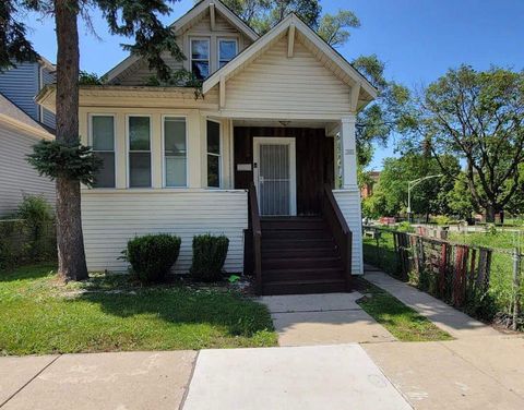 Tiny photo for 10434 S State Street, Chicago, IL 60628 (MLS # 12453523)