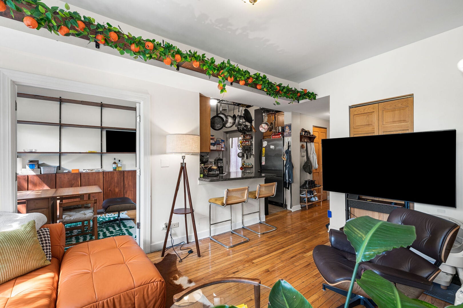 3224 W Berteau Avenue 3