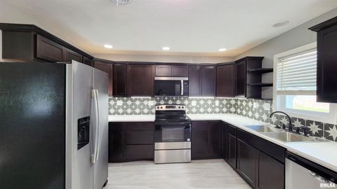 Tiny photo for 1005 MOORE Street, Carterville, IL 62918 (MLS # EB460426)