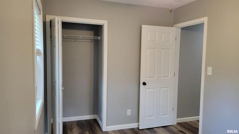 Tiny photo for 1005 MOORE Street, Carterville, IL 62918 (MLS # EB460426)