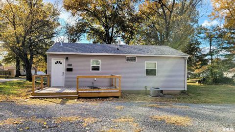 Tiny photo for 1005 MOORE Street, Carterville, IL 62918 (MLS # EB460426)