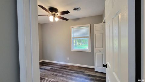 Tiny photo for 1005 MOORE Street, Carterville, IL 62918 (MLS # EB460426)