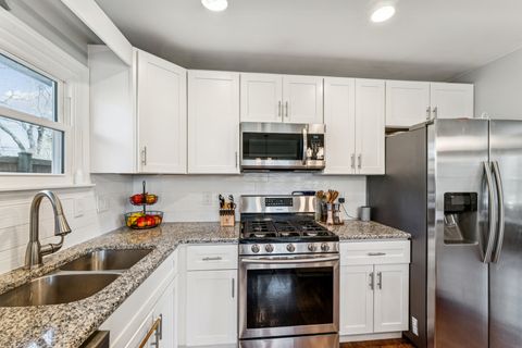 Tiny photo for 300 Norton Street, Lombard, IL 60148 (MLS # 12595492)